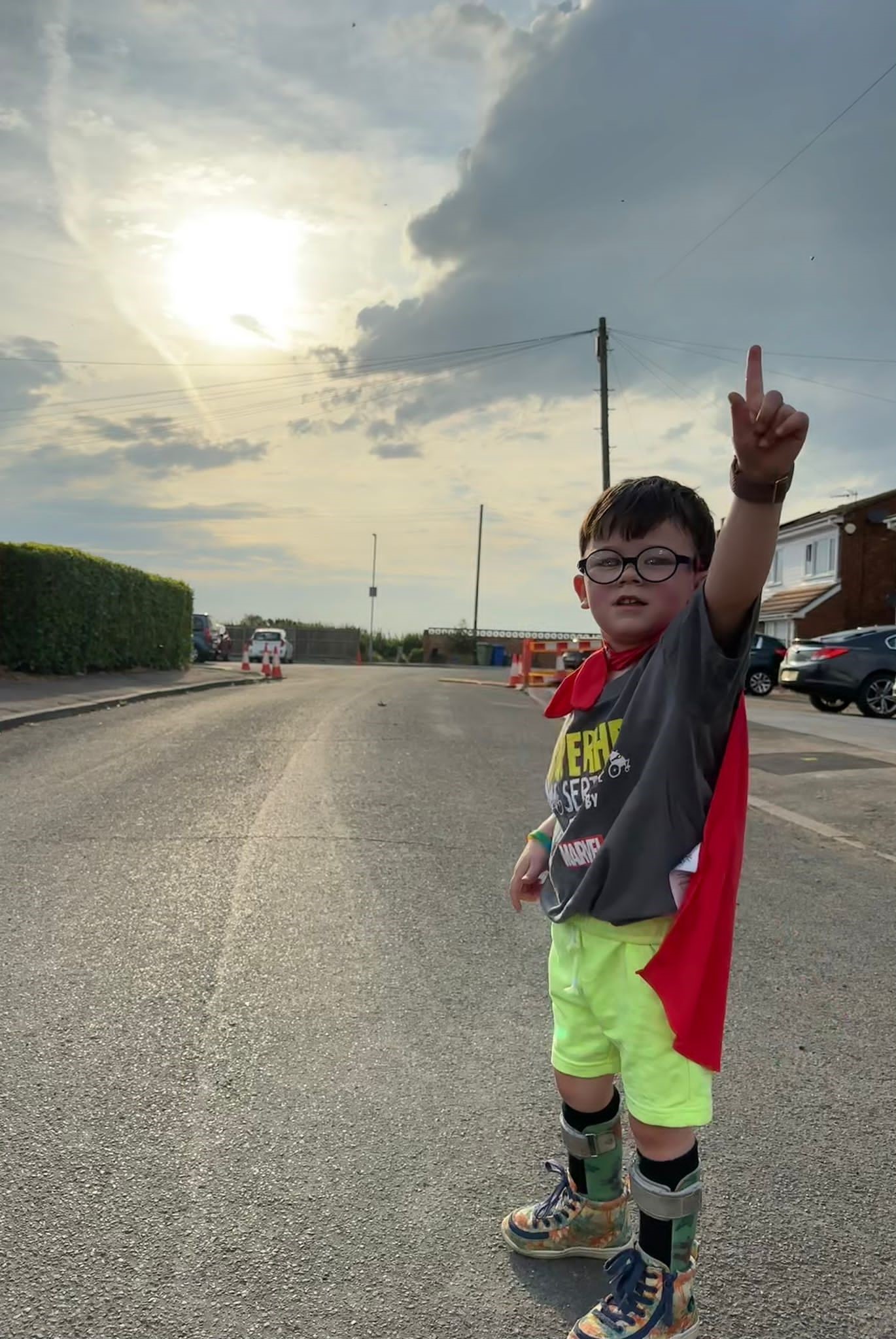 little-vincent-simester-at-the-start-of-his-superhero-challenge.jpg