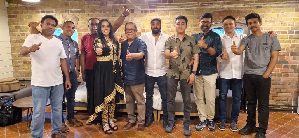 muzic-india-group-shot.JPG